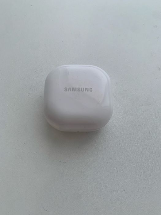 срочно продаю galaxy buds FE