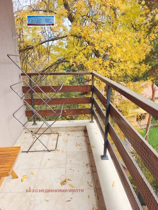 Дава се под наем Тристаен апартамент в София, Бояна - 100 кв.м за 1196.97 € - Снимка #15