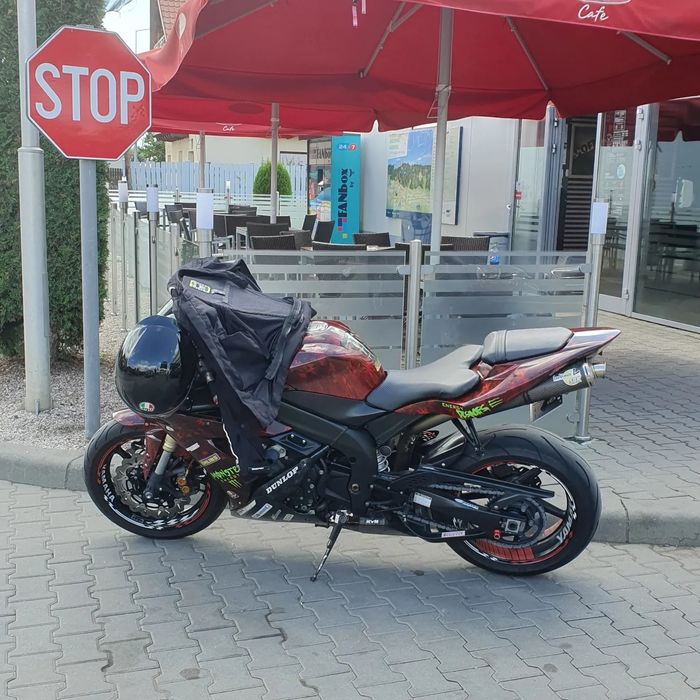 Yamaha R1, 3 chei originale + accesorii.