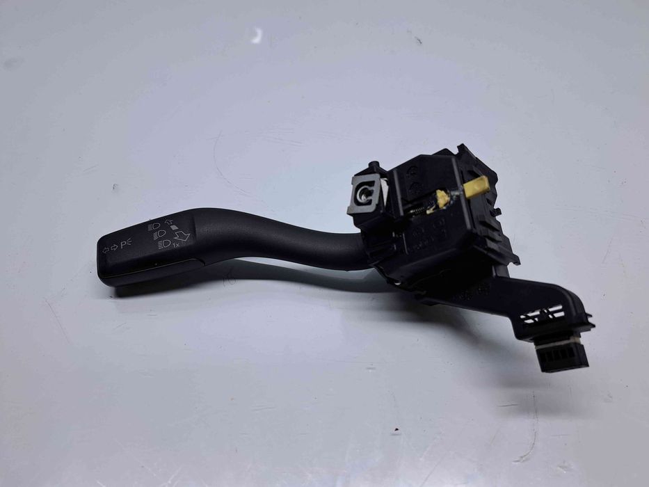 Maneta semnalizare Audi A3 Sportback (8PA) [Fabr 2004-2013] Facelift