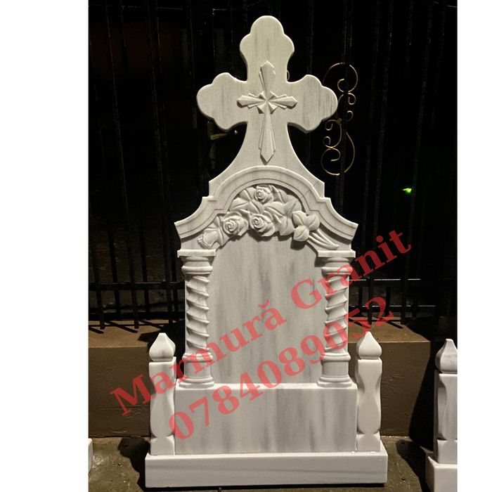 Cruci marmură-Monumente funerare