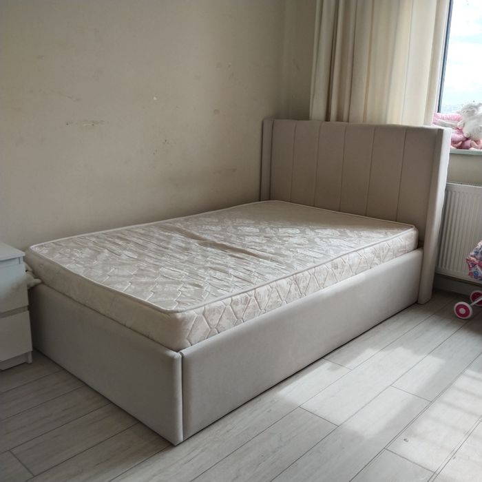 Срочно кровать 120х200