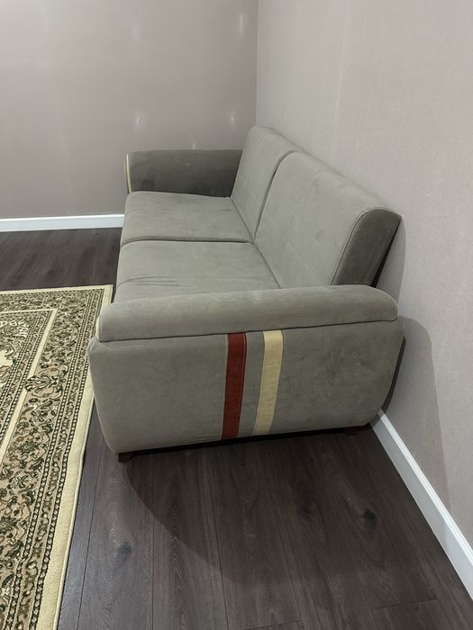 Продам Диван 2,2 метра раскладной
