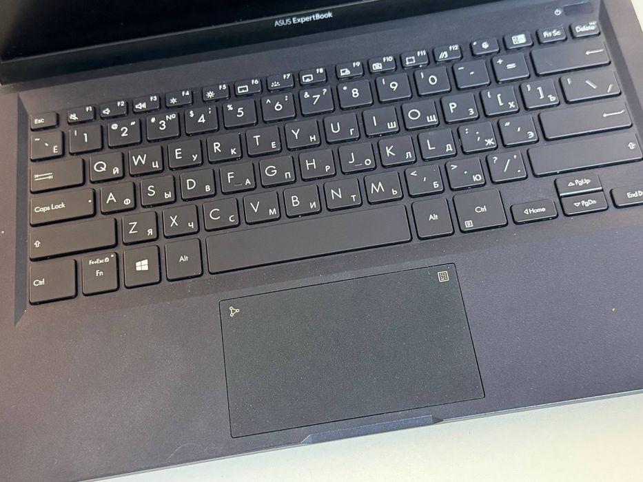 Asus Expertbook i3/11, SSD 256
