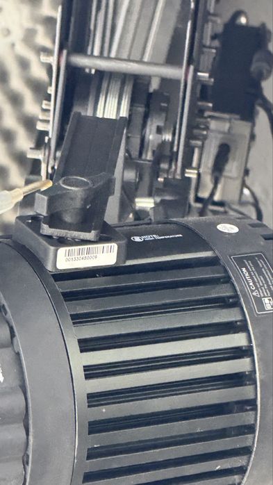 Set NANGUANG CN-60F - Lampa Led Portabila tip fresnel cu pantograf