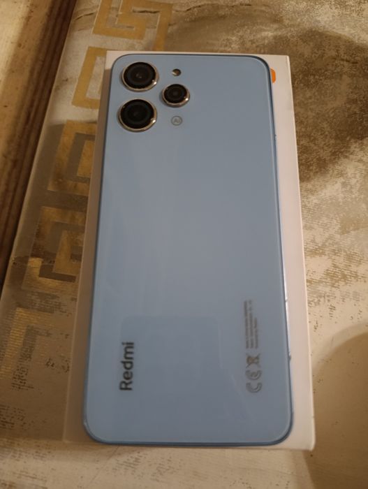 Redmi 12 satiladi
