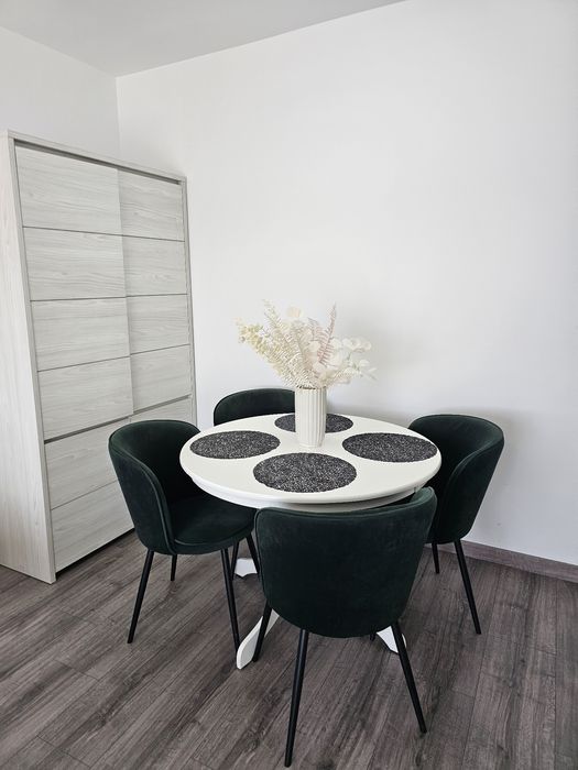 Închiriez apartament 2 camere în regim hotelier ADORA PARK