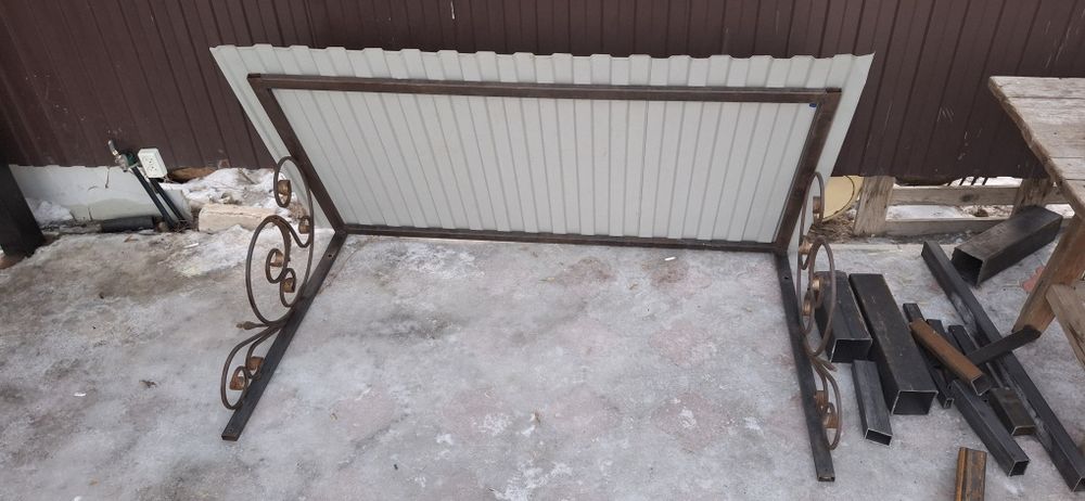 Продам козырек на дверь