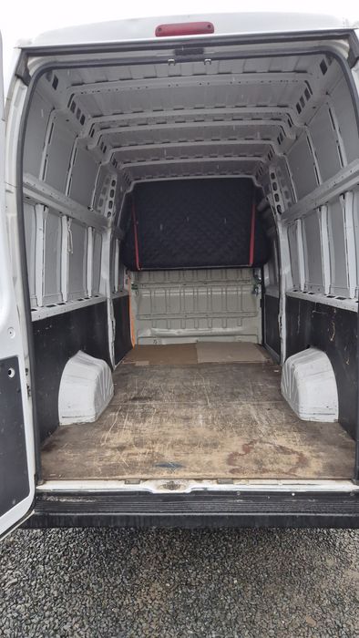 #Închiriez Microbuze#