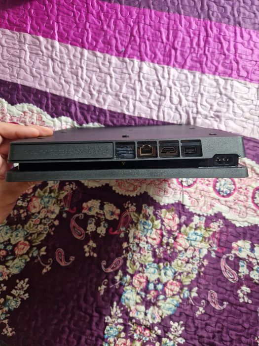 Consola Ps4 Slim
