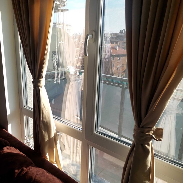 Дава се под наем Двустаен апартамент в Пловдив, Кючук Париж - 70 кв.м за 612 € - Снимка #2