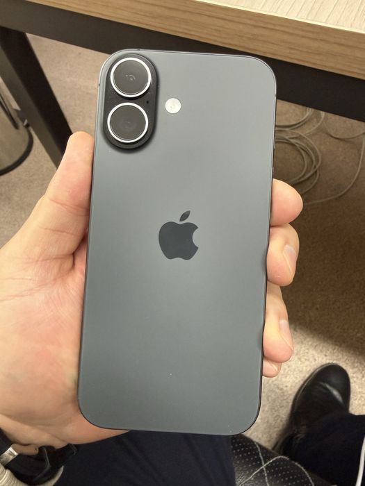 iPhone 17 256 черный