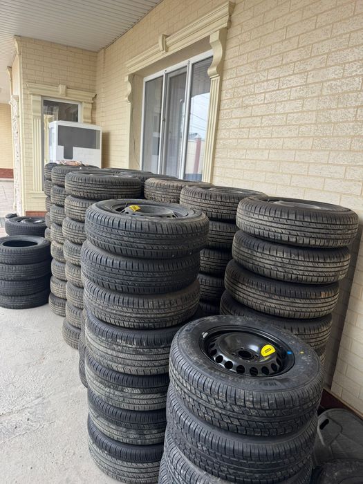 Обсолютно новые шины 185/75/14