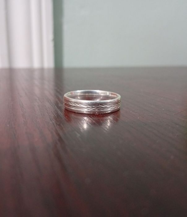 Кольцо серебряное мужской