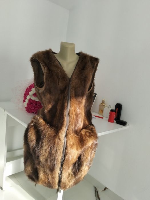 Vesta blana naturală.