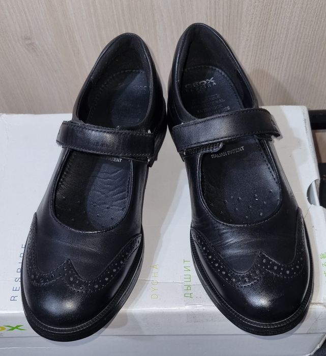 Balerini Geox din piele naturală mărime 35