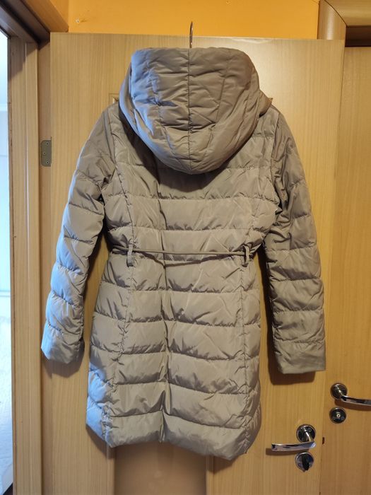 Продается пуховик  брендовый
