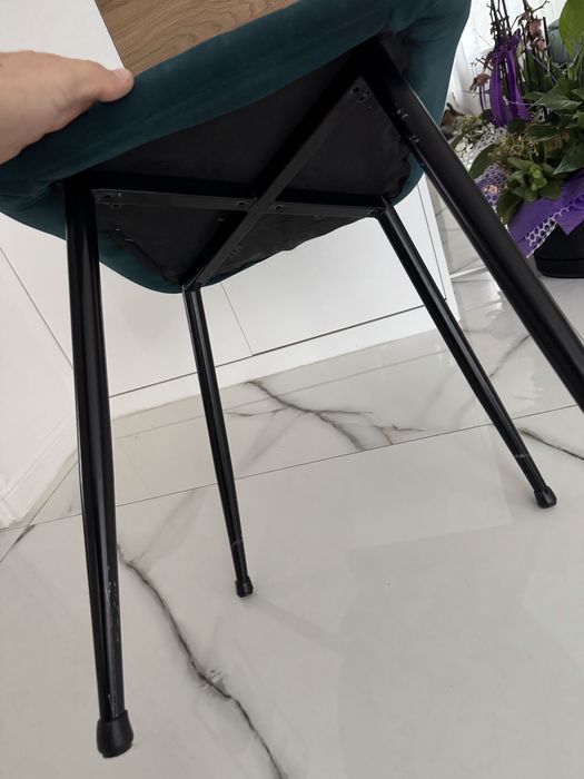 Scaune de living 4/6 bucati la 135 lei bucata