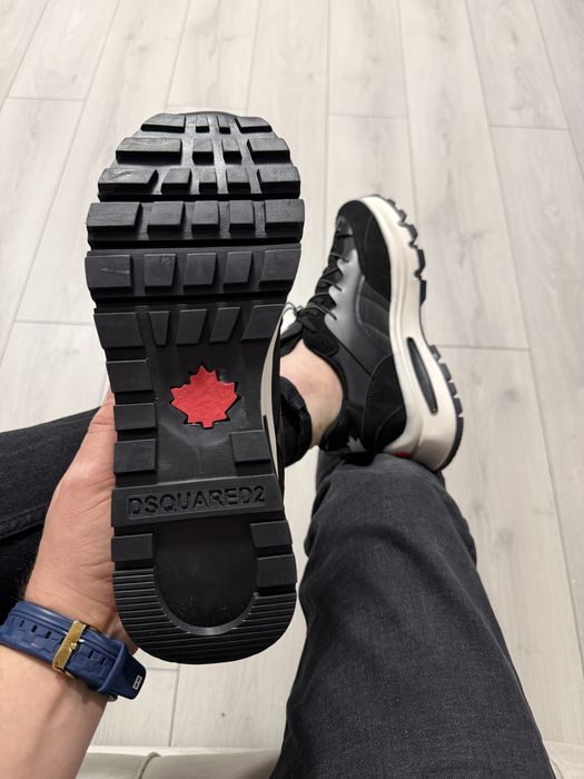 Adidasi Barbati Dsquared Negru & Alb!