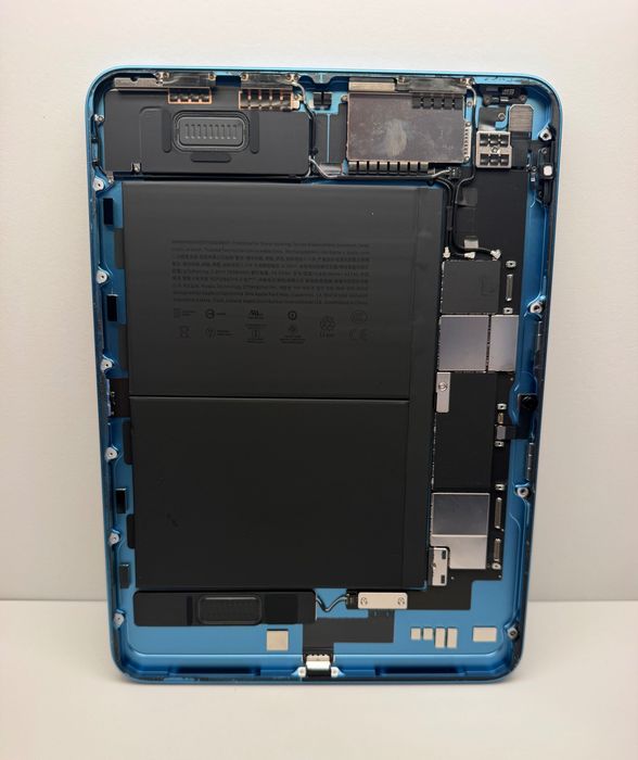 Carcasa cu baterie iPad A16 A3354 WiFi Blue Impecabila