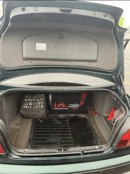 Продам BMW  528i