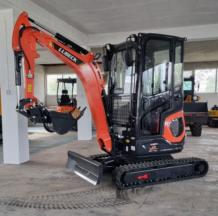 Excavator marca Lubeck W230 Nou Garantie 2 ani