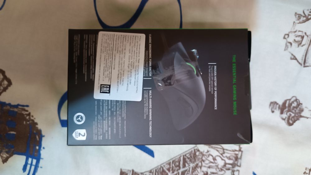 Игровая мышка Razer Deathadder Essential