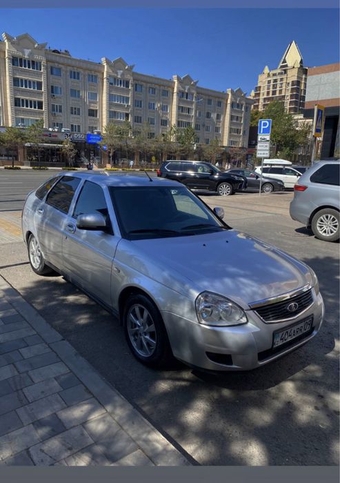 Приора 2 люкс 2015 год