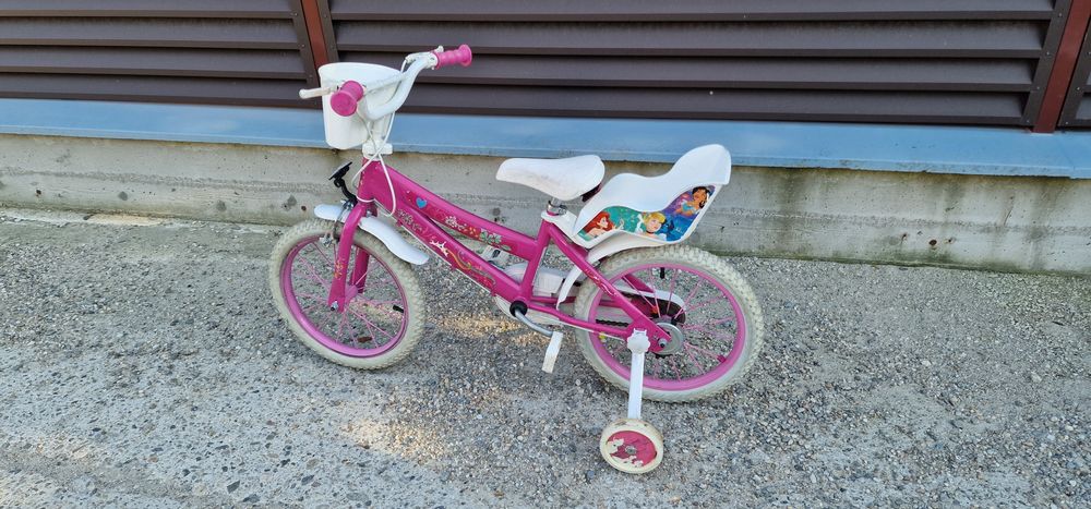 Bicicleta fetite - casca inclusa