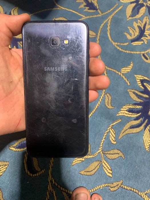 Самсунг галакси J4