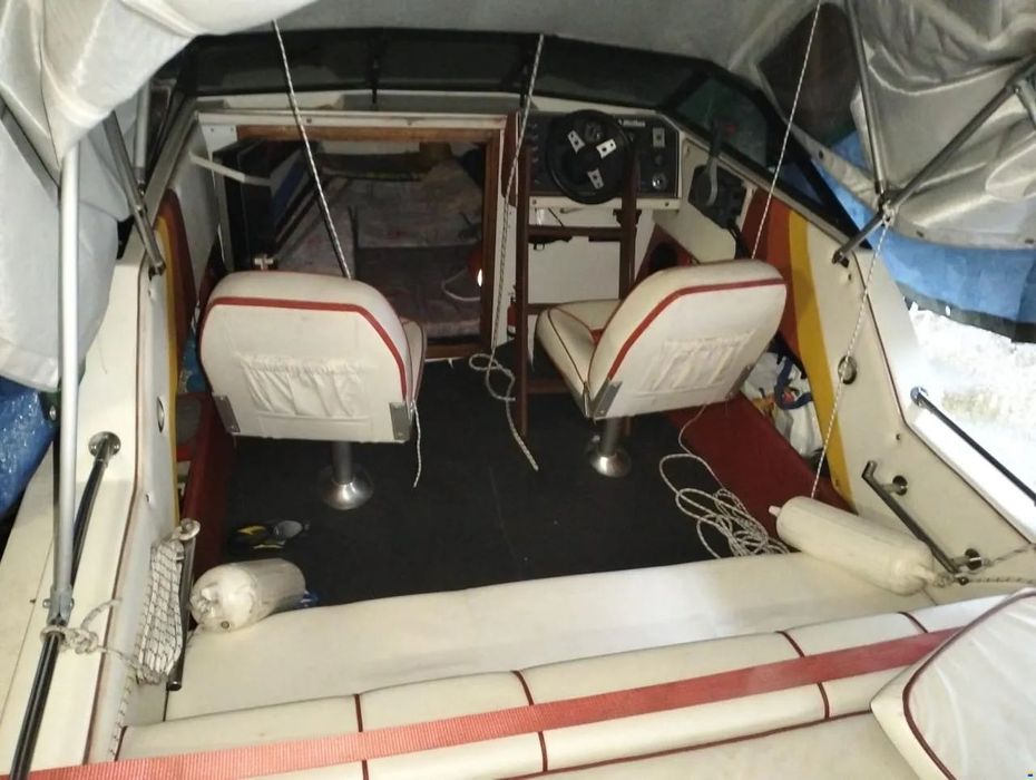 Barcă Hellas Hermes 19