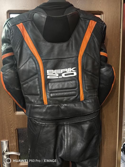 Мото екип Berik 2.0

Размер 48