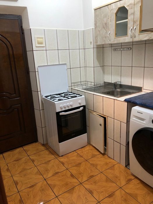 Închiriez garsoniera complet mobilata și utilata