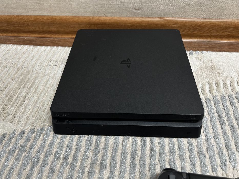 Ps 4 slim, 500гб с дисками