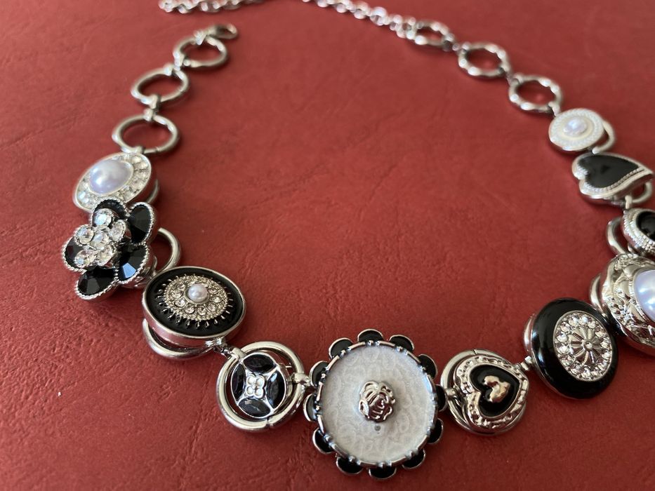 Чокър колиета - метални с орнаменти