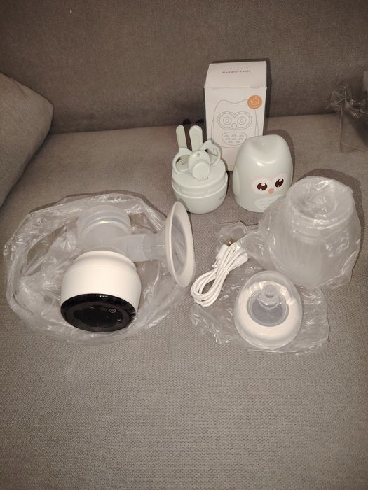 Помпа за кърма и комплект за нокти ПОДАРЪК