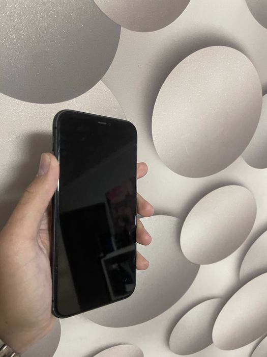 iPhone 11.