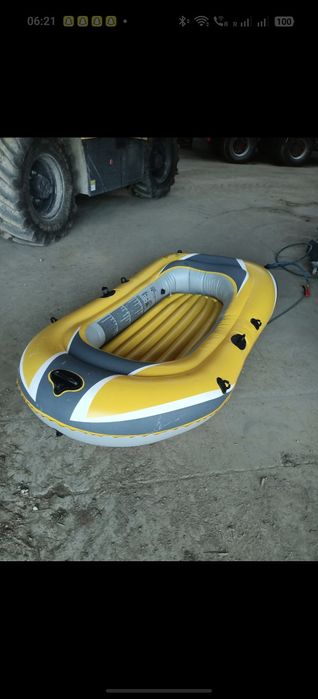 Barcă gonflabilă