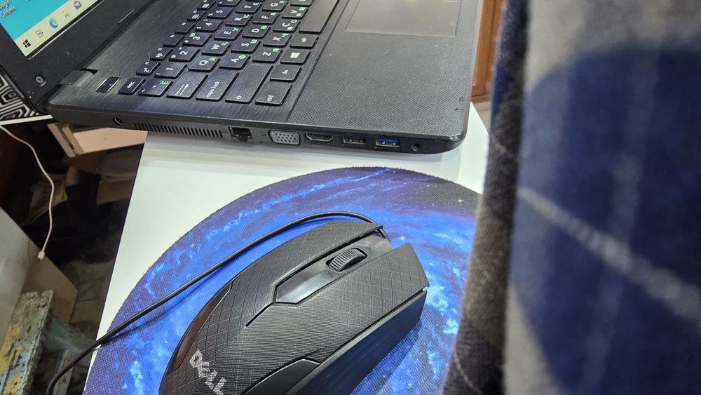 Noutbuk sotiladi Asus