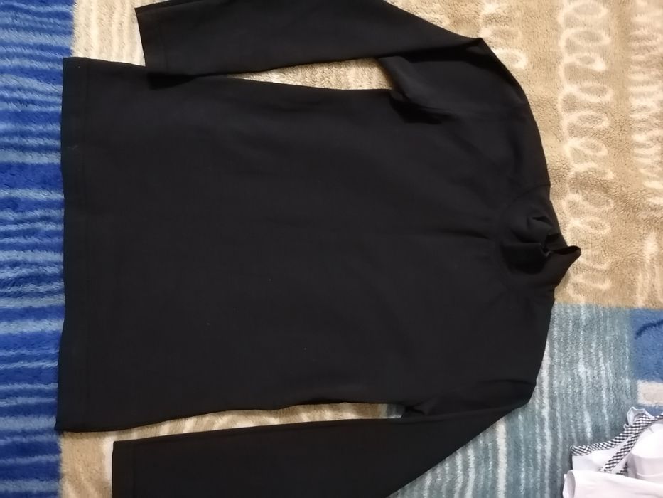 Продам брюки, блузки, юбки, сарафаны для девочек