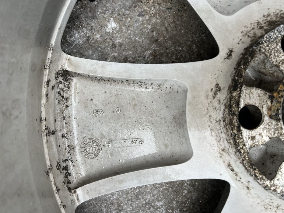 Диск Toyota R19 с резиной