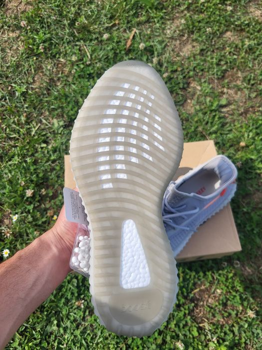 Yeezy 350 V2 Boost RedTail ( gri + rosu )