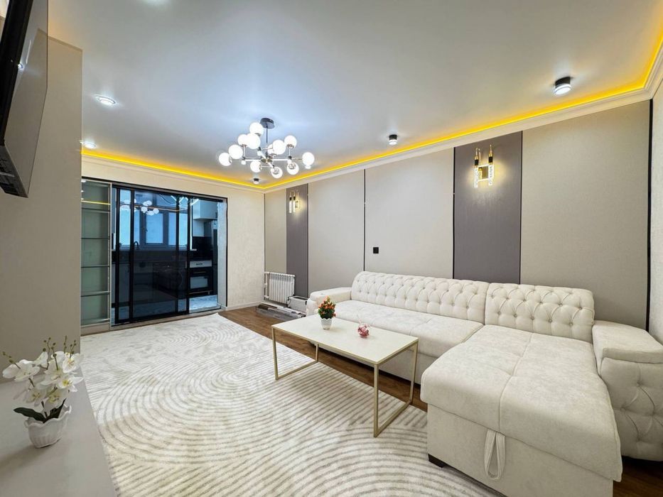 М Мирзо Улугбек.  3в4комнатная \ Евро квартира