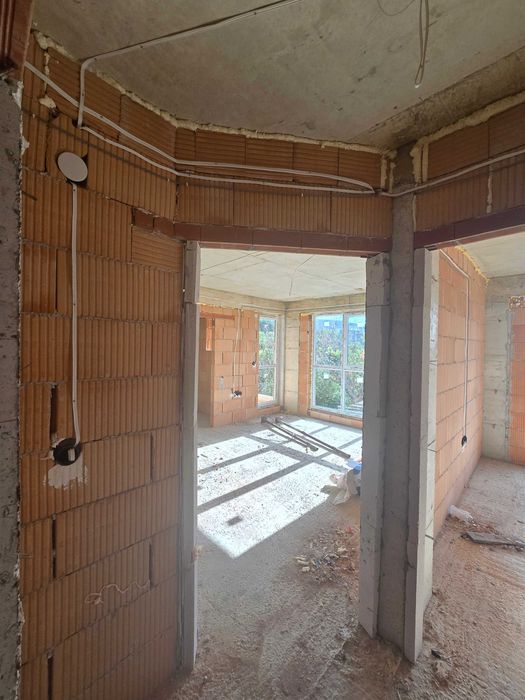 Продава се Двустаен апартамент в Варна, Възраждане 1 - 50 кв.м за 1915 €/кв.м - Снимка #1