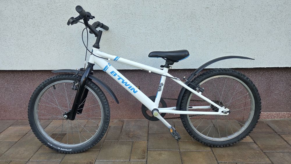 Bicicleta BTwin Racing Boy 300  20 inch/ BTwin 16 inch
