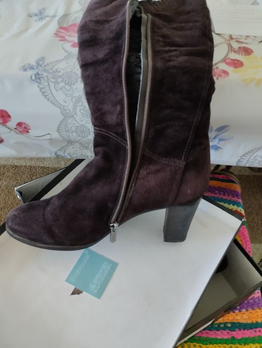 Продам осенние сапоги