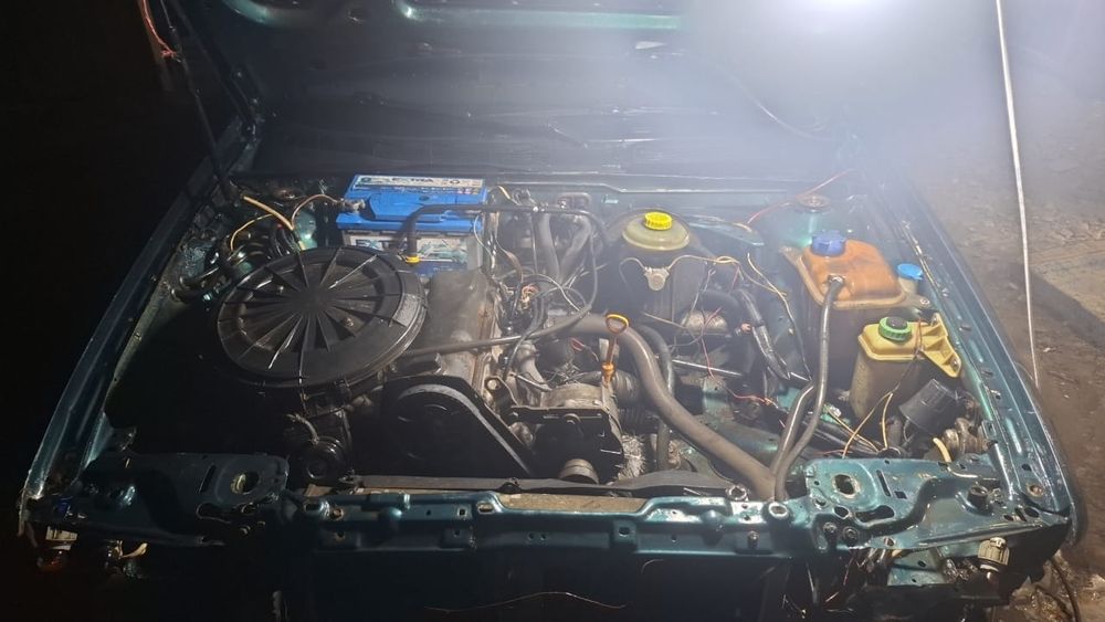 Ауди 80 по запчастям