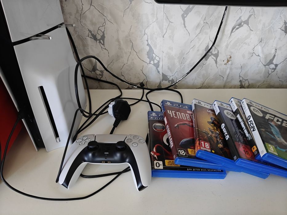 Игровой консоль Sony PS Slim