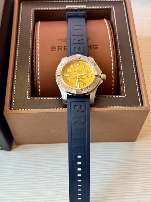 Breitling Avenger II Seawolf Yellow Cobra