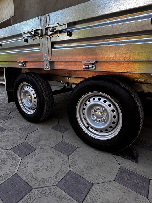 Легковой прицеп. 3650х2100мм